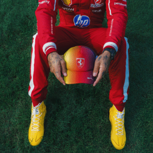 Gorra Ferrari GP de Silverstone 2025